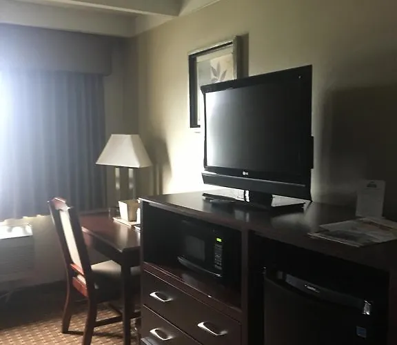 Days By Wyndham West Bloomington