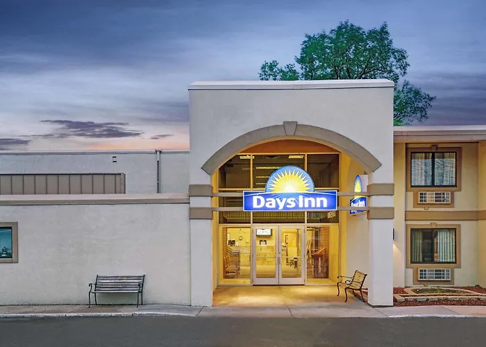 Hotel Days By Wyndham West Bloomington