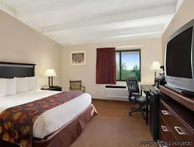 Hotel Days By Wyndham West 2*